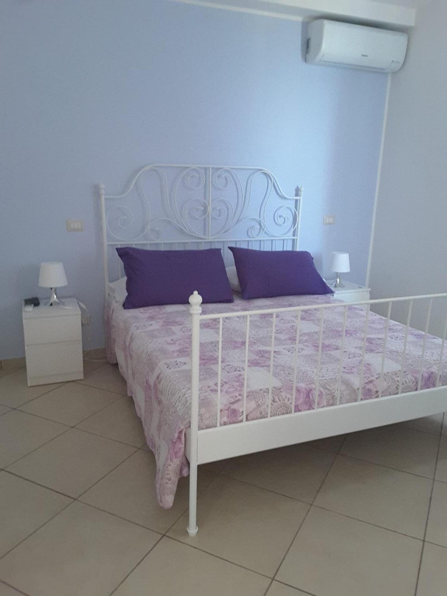 Iriss Bed & Breakfast Taormina Exterior photo